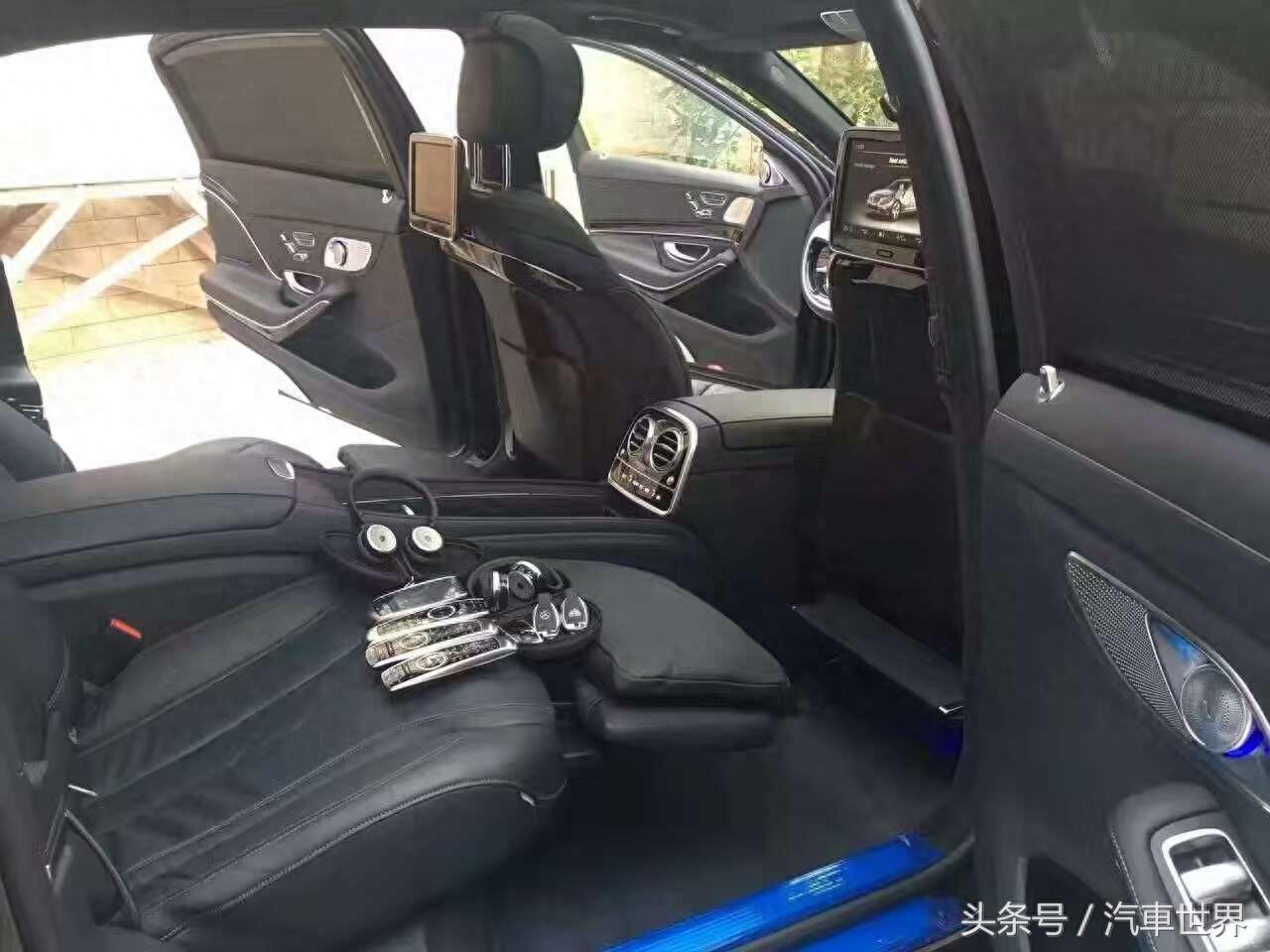 实拍：奔驰迈巴赫S600 V12顶级座驾