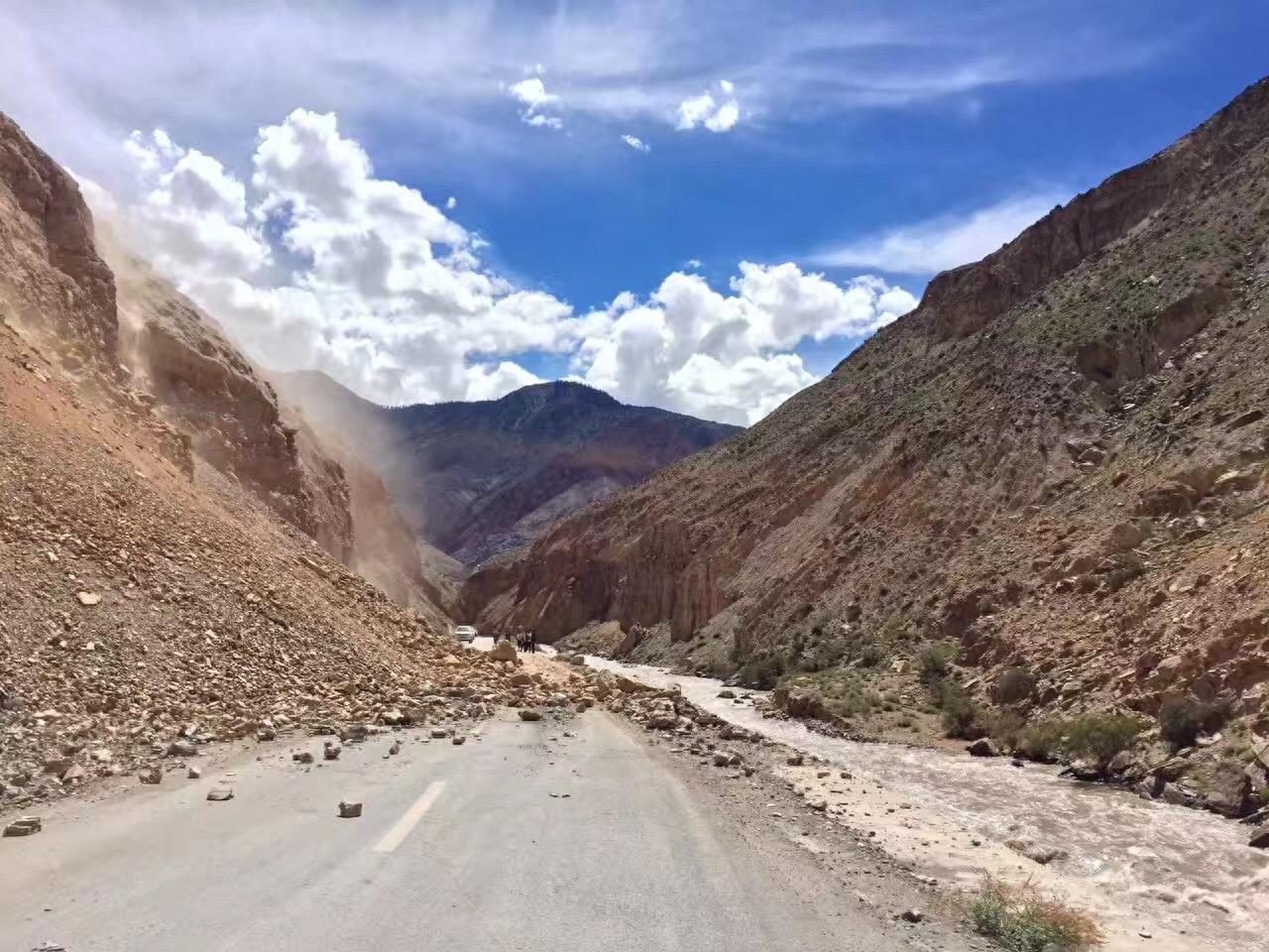 川藏搭车旅行真是一路“炮火”吗？听听走过的人怎么说